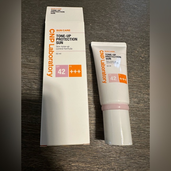 CNP Laboratory Tone Up Protection Sun Cream 50ml SPF42/PA+++ - Picture 7 of 9